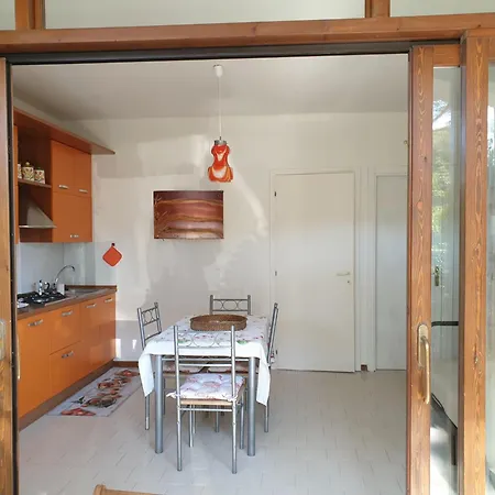 Il Faretto Apartment *